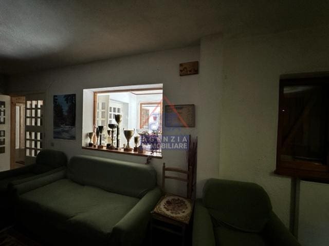 640
